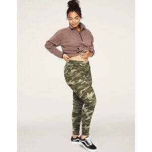 New Victoria’s Secret Pink Fleece Lined Camo High Waist Leggings Size XS